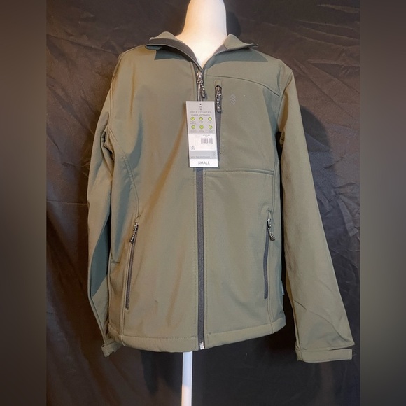 NWT Free Country Men's Olive Green Softshell Jacket, size small - Picture 1 of 4